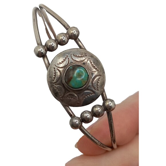 Sterling Navajo Native American turquoise bracelet cuff